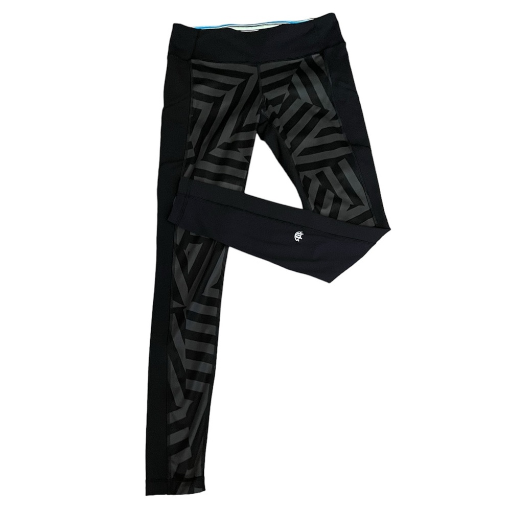 Lululemon Seawheeze Speed Tight Chevron Zig Zag Which Way Sway Black Size 8